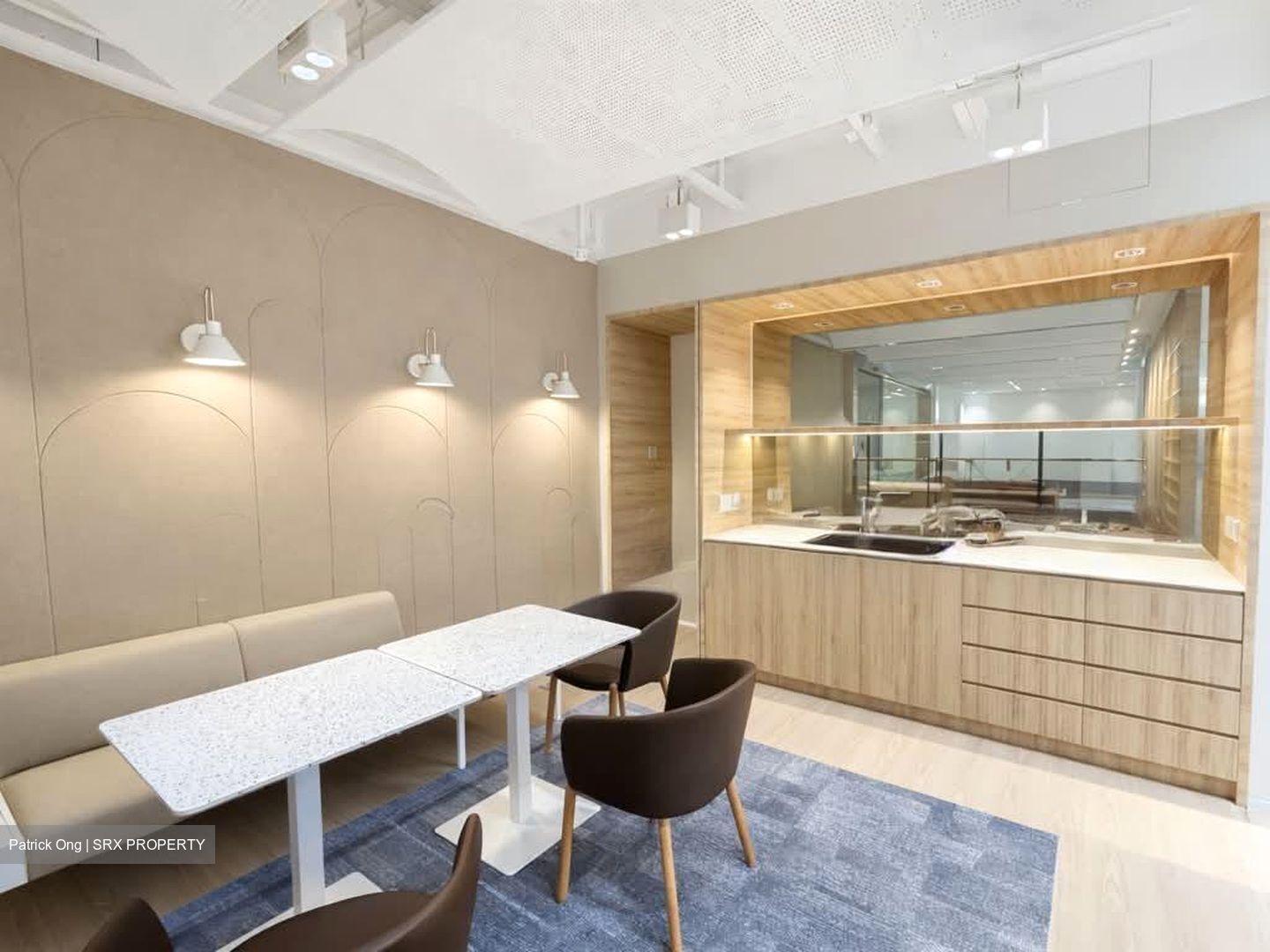 Central Boulevard (D1), Office #568708711